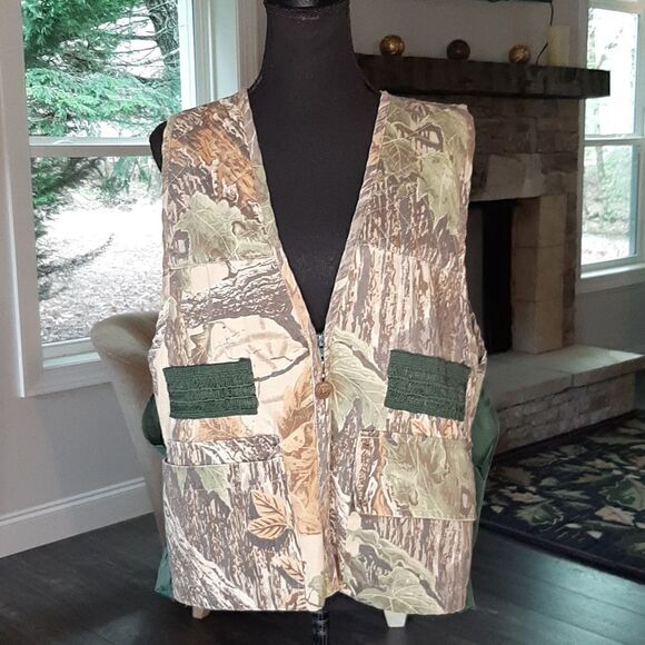 Ozark Trail Mens Camoflauge Vest - Picture 1 of 13